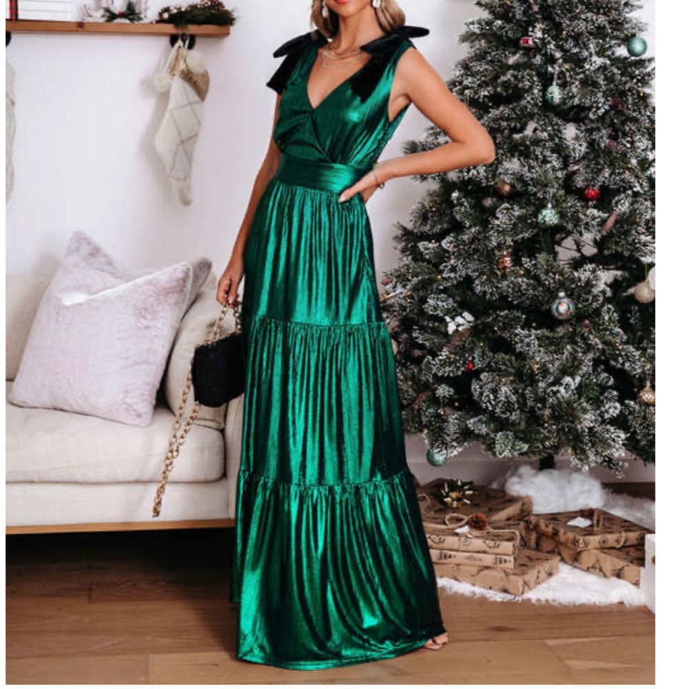 Green Shinny Dress with Black Bows